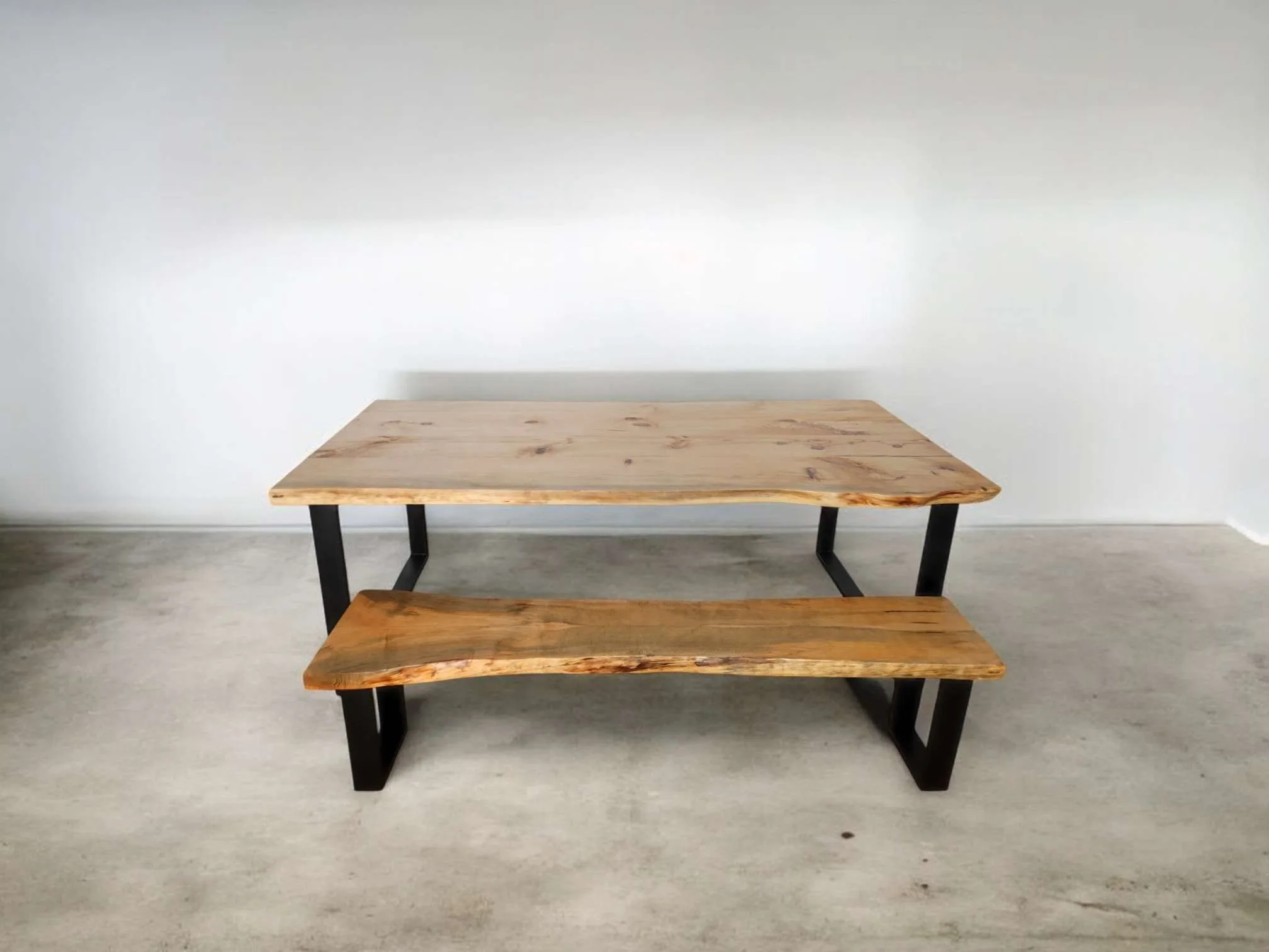 Conjunto mesa y banco